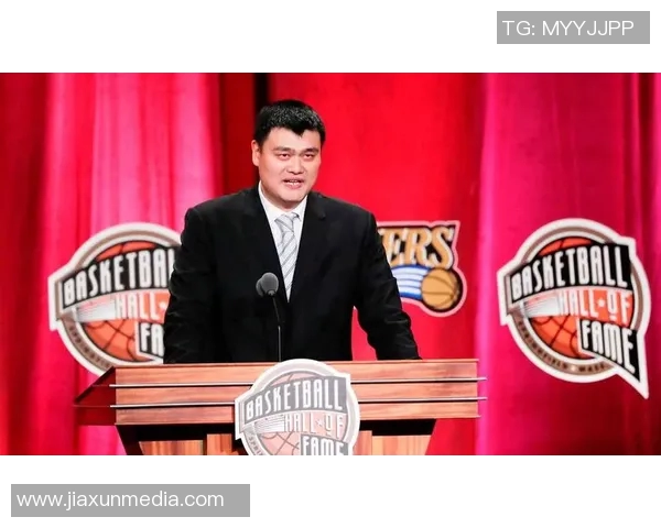 姚明身穿上衣尺码揭秘他的身高与时尚搭配之道